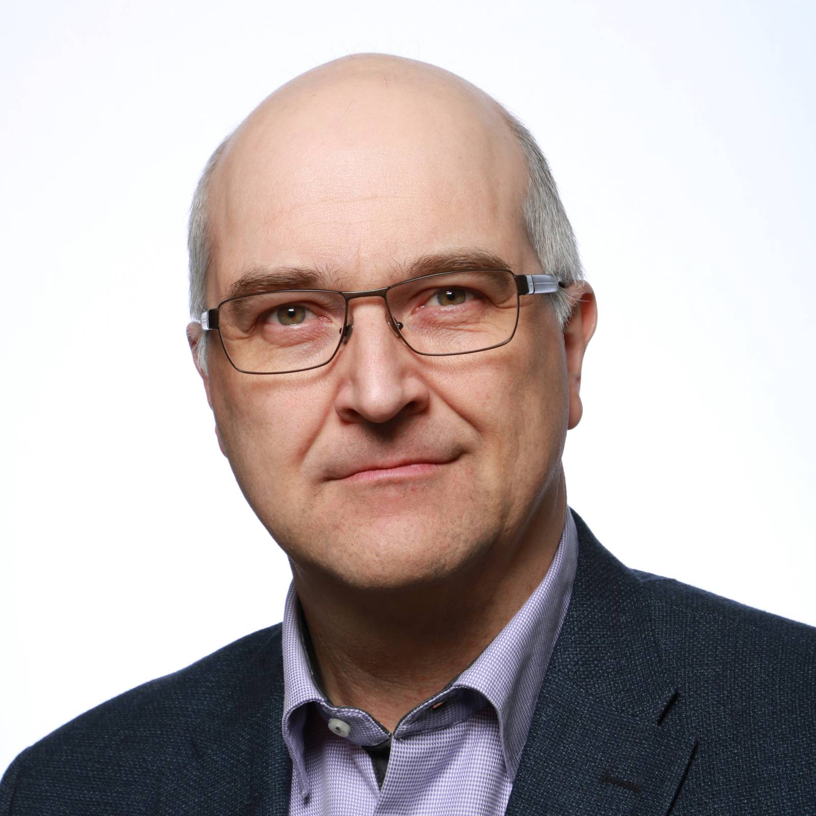 Pertti Järventausta.