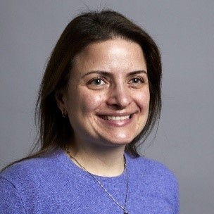 Dr Caroline Linhares