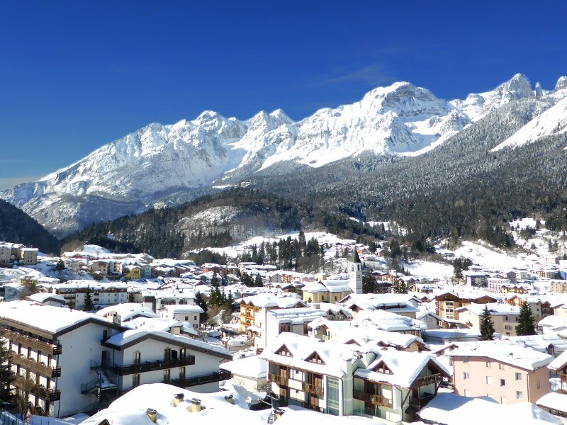 Winter School on Nonlinear Photoncis