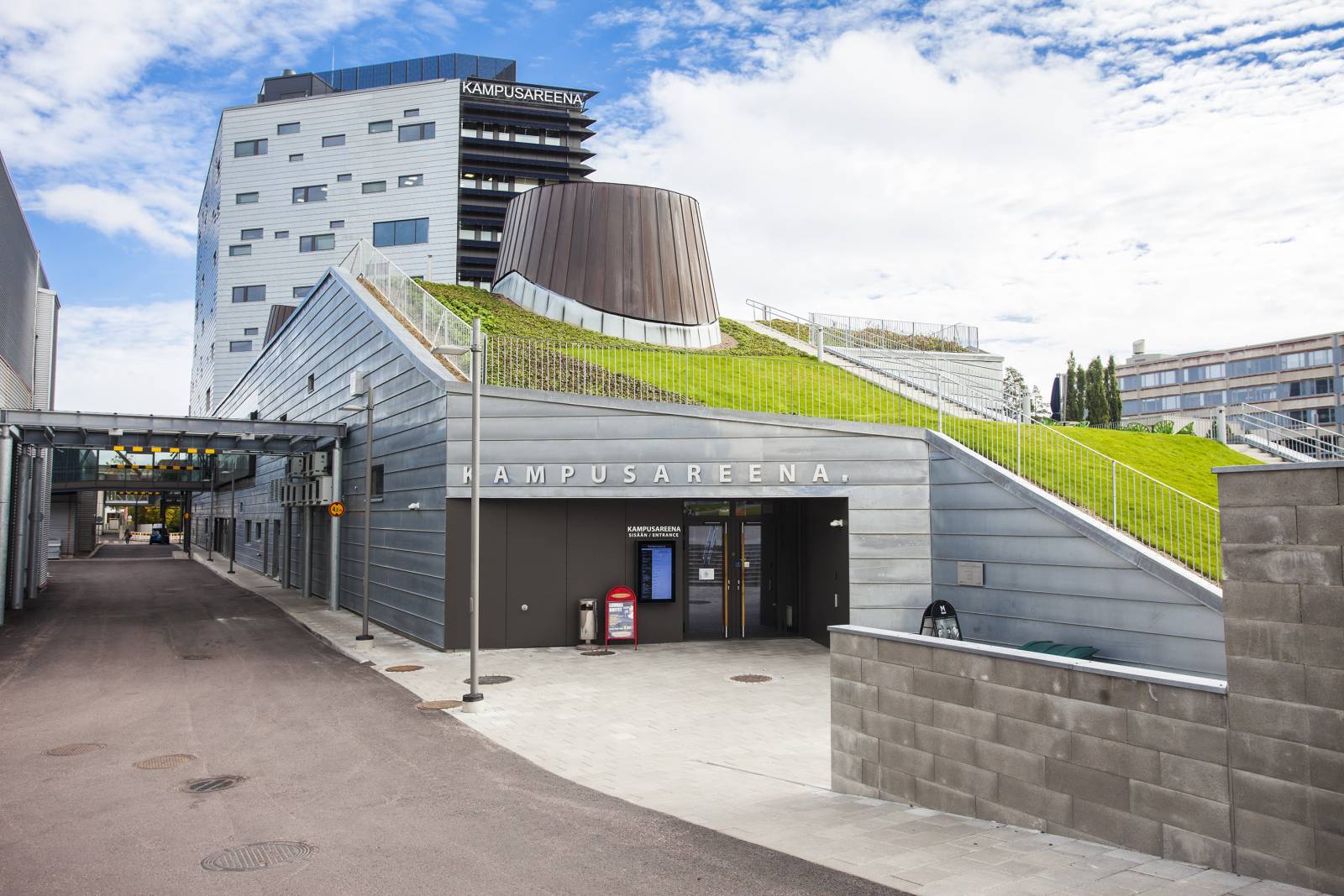 Picture of Kampusareena entrance.