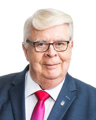 Kalervo Kummola henkilökuva.